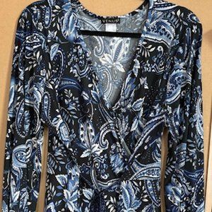 Beautiful Blue Paisley Print Baloon Long Sleeve Blouse